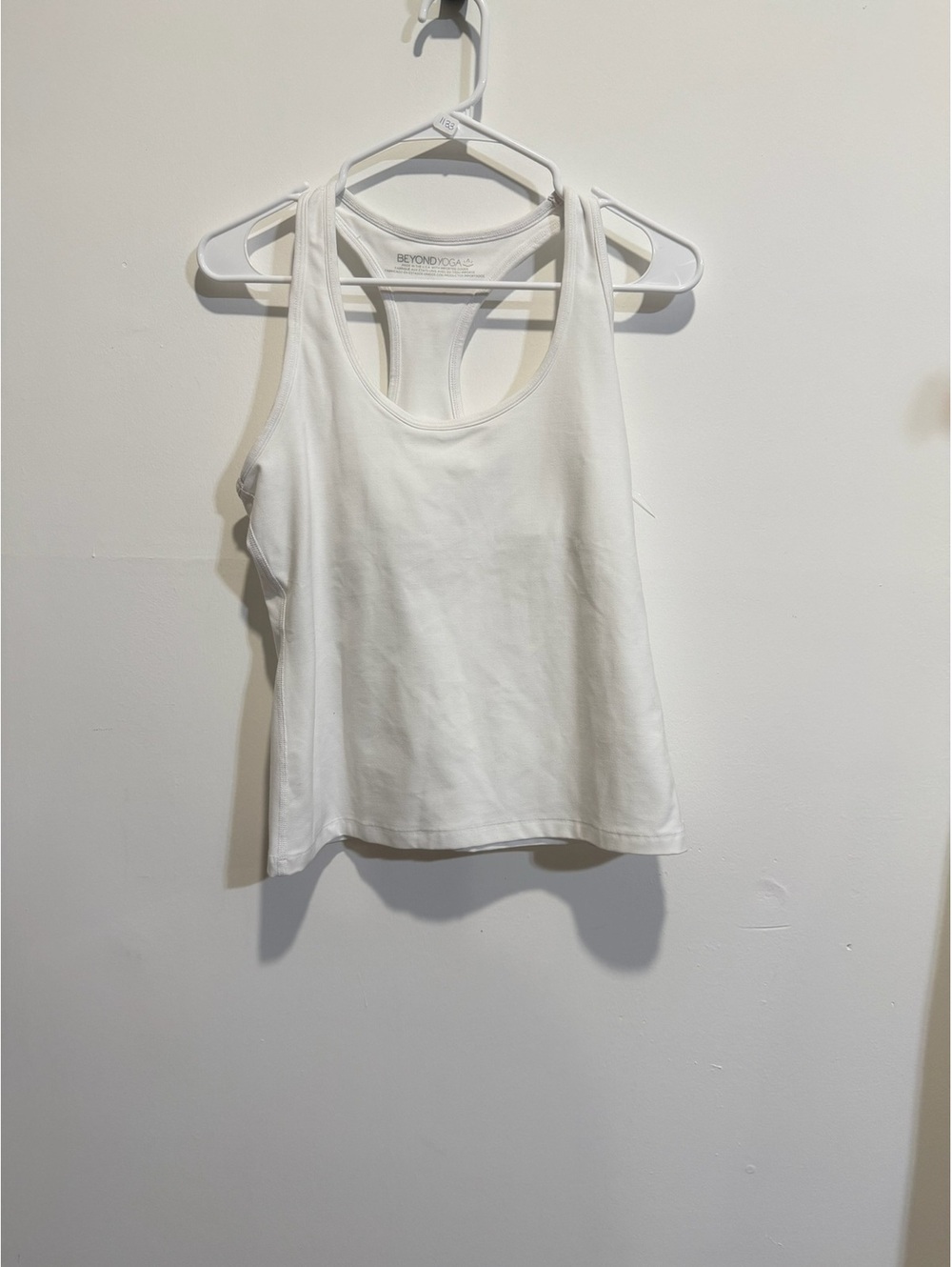 Beyond Yoga Tank Top White Size L